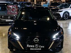 نيسان ألتيما